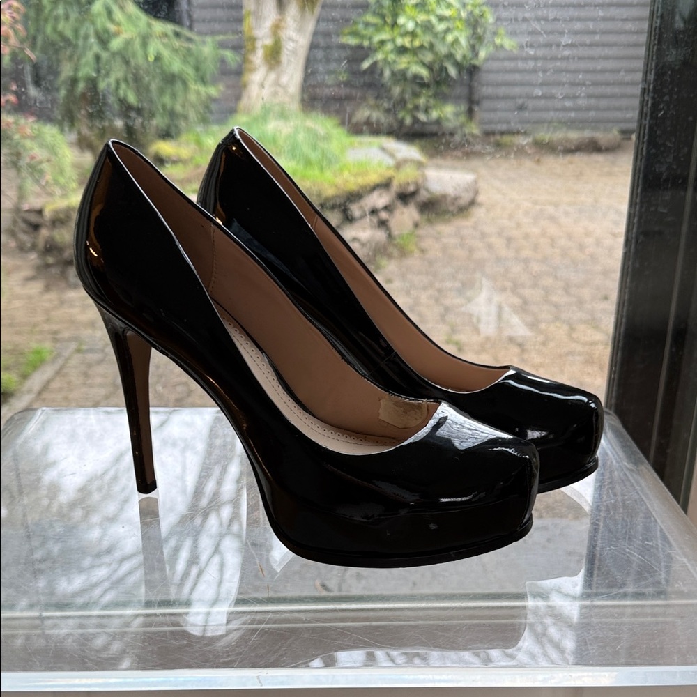 Pour La Victoire Black Patent Platform Stiletto Pumps